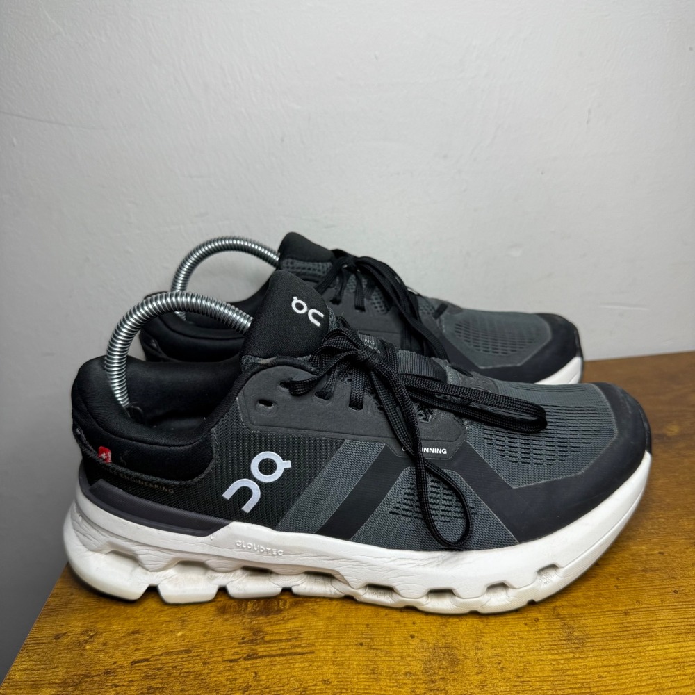 On Cloud Cloudflyer 4 Running Shoes Womens Size 8 Black